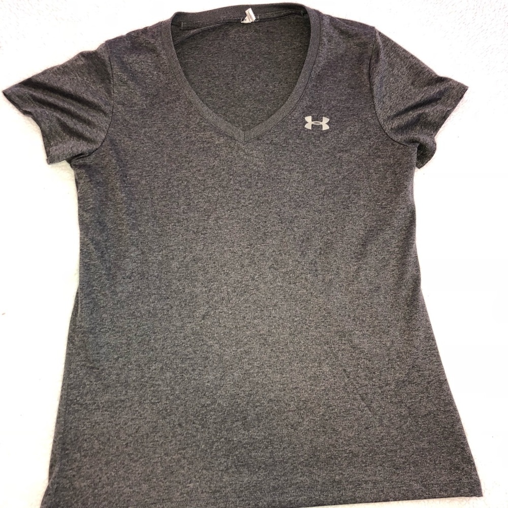 Under Armour Top Gray V-Neck M